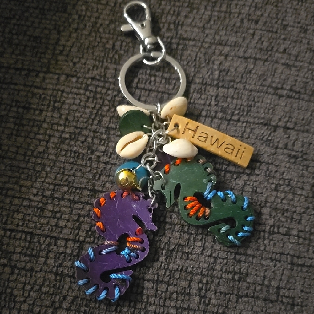 Hawaii Shell & Seahorse Keychain Charm - Purple & Green